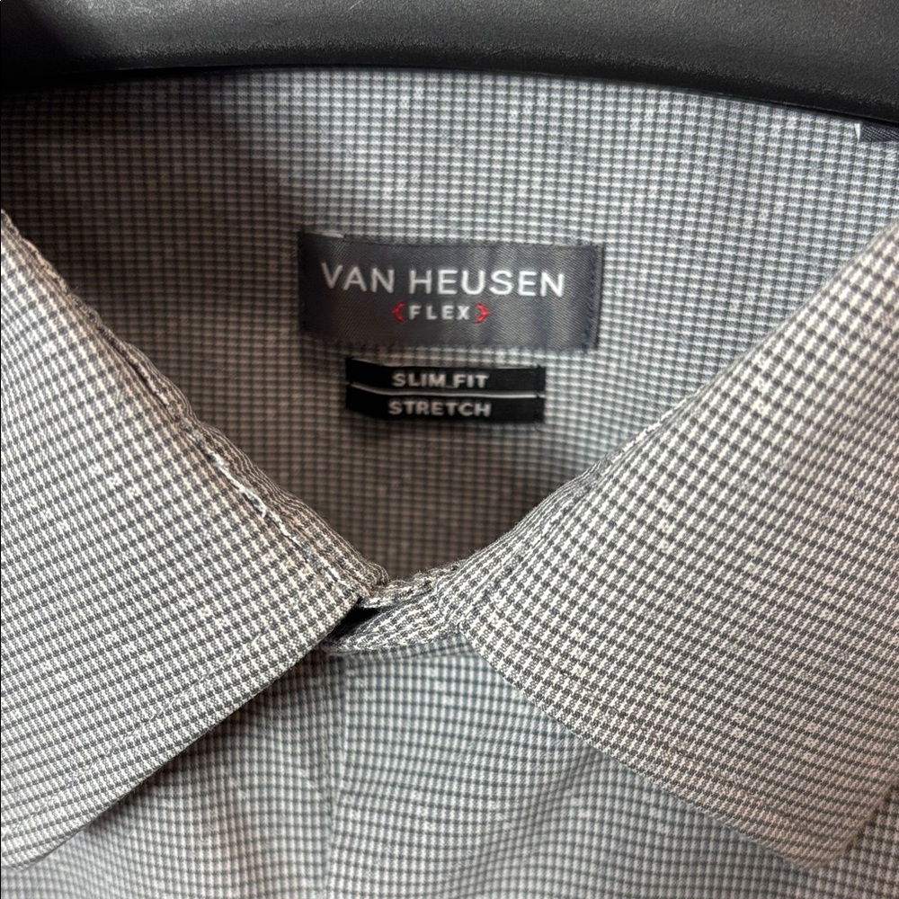 Van Heusen Flex-Slim Fit Dress Shirt- 16.5 - Picture 2 of 8